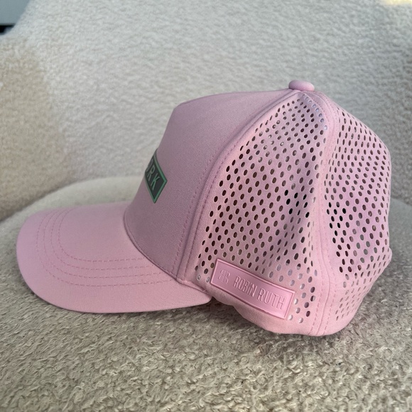ROBIN-RUTH NEW YORK PINK CAP - Picture 3 of 5